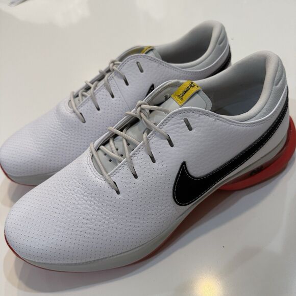 Sz 11.5 Nike Air Zoom Victory Tour 3 NRG Wide ‘White Track/Red Black’ DX9025-101 main image 3